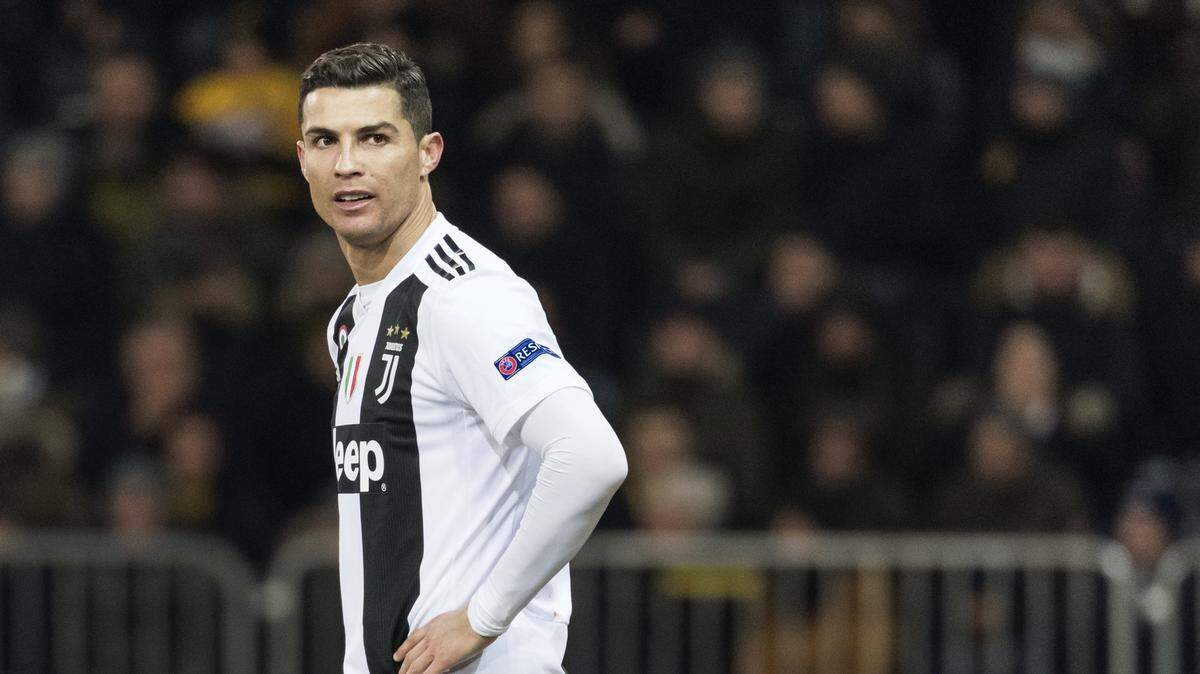 La Policía de Las Vegas solicitó una orden judicial para obtener el ADN del Cristiano Ronaldo para contrastarlos con los restos biológicos encontrados en el vestido de una mujer que lo acusa de violación.