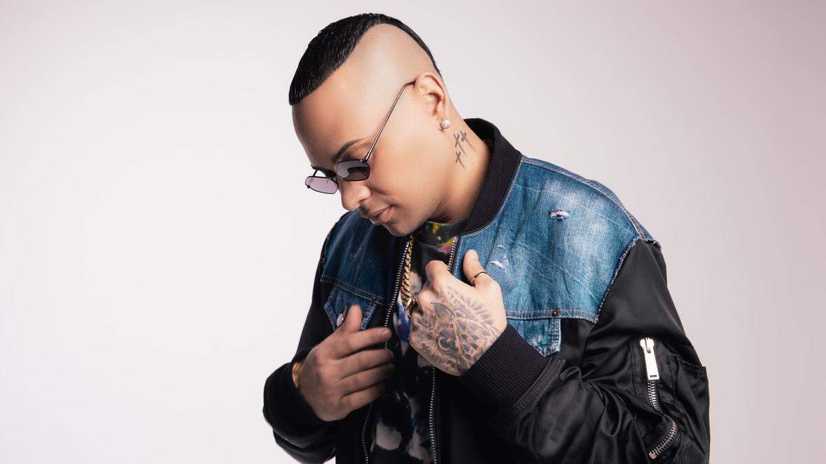 Jacob Forever estrenó el remix de No más mentiras, junto a El Micha y El Uniko.