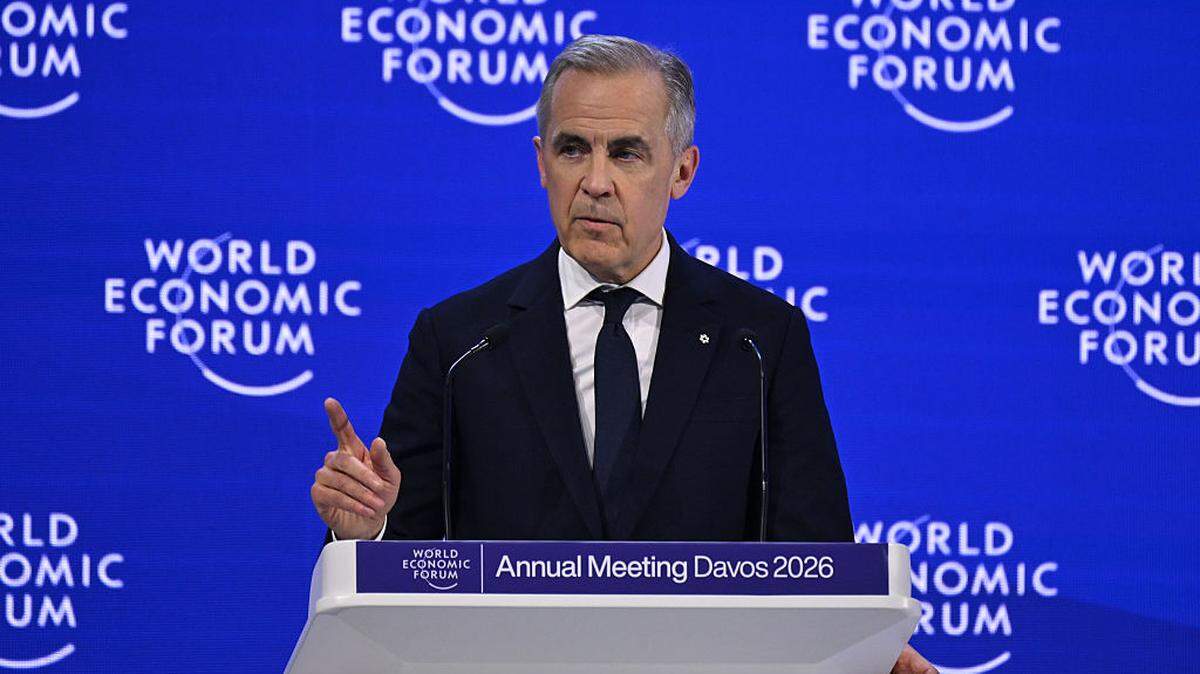 El primer ministro canadiense, Mark Carney, pronuncia un discurso en la reunión anual del Foro Económico Mundial celebrada en Davos, Suiza, el 20 de enero de 2026. 