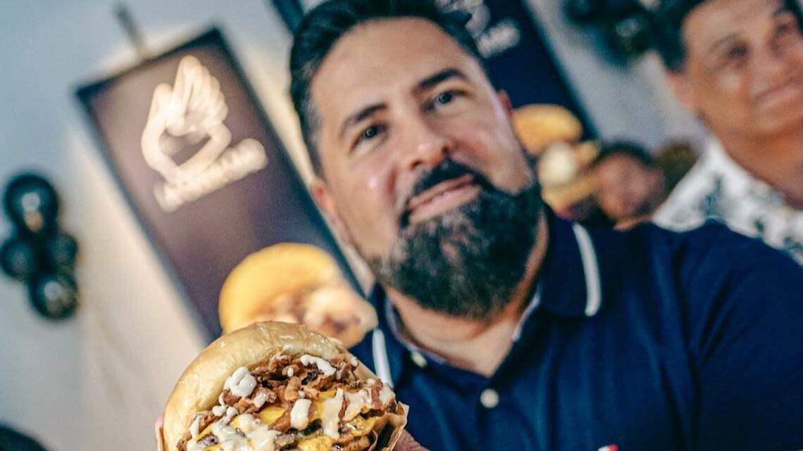 El mundo del espectáculo saludó la apertura de La Birra Bar Doral