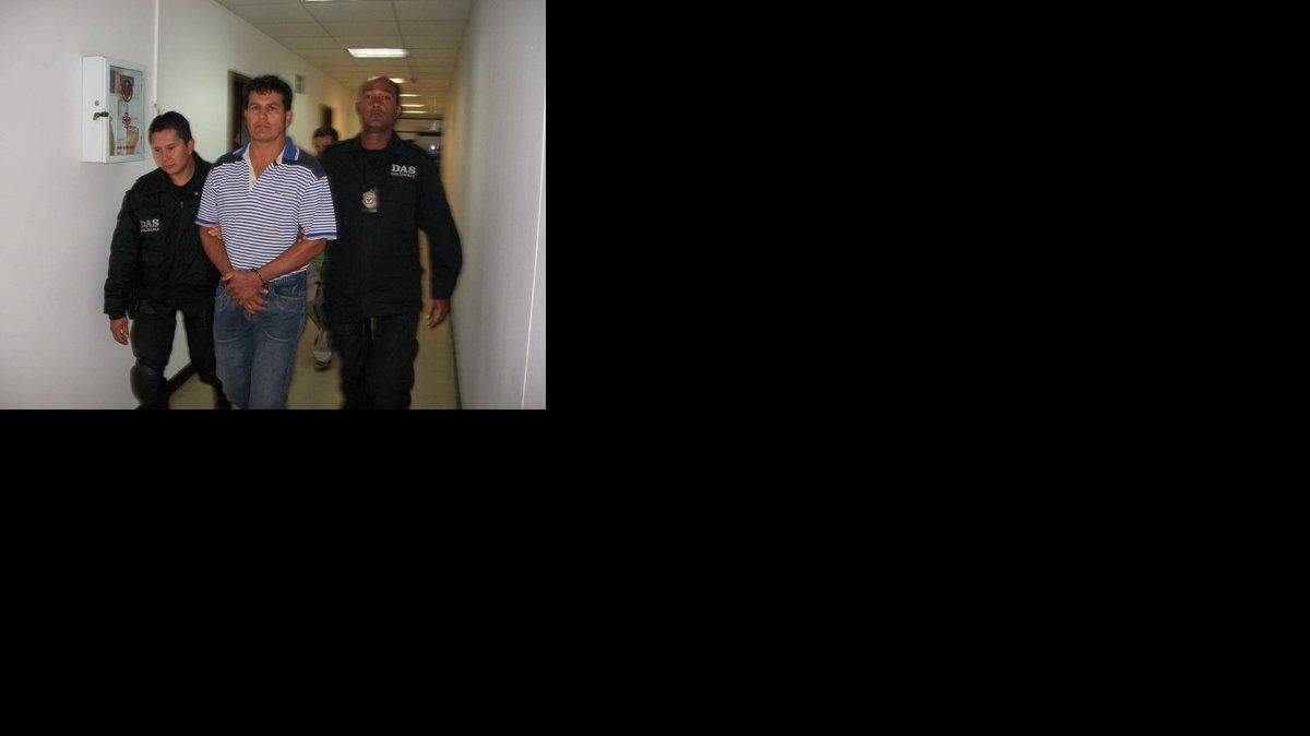 JOSE MISAEL Valero Santana, custodiado por agentes del DAS.