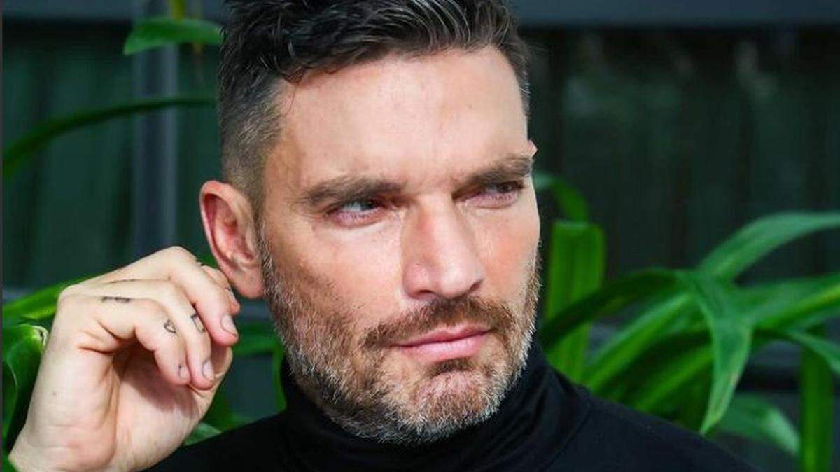 Julián Gil