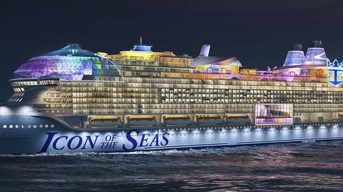 Boceto del buque crucero Icon of the Seas de Royal Caribbean. Con 365 metros de eslora, el descomunal navío puede acomodar a más de 7,500 personas en sus viajes por el Caribe.
