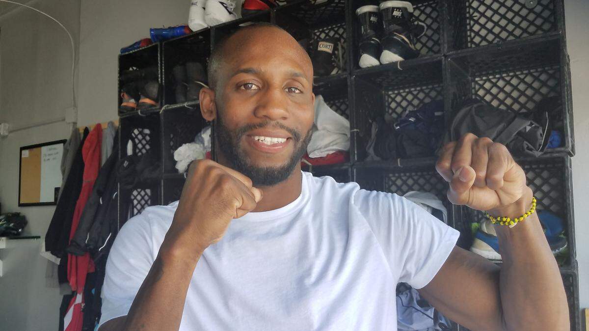 YORDENIS UGAS entrena en Miami para su pelea del 8 de septiembre contra Barrionuevo.