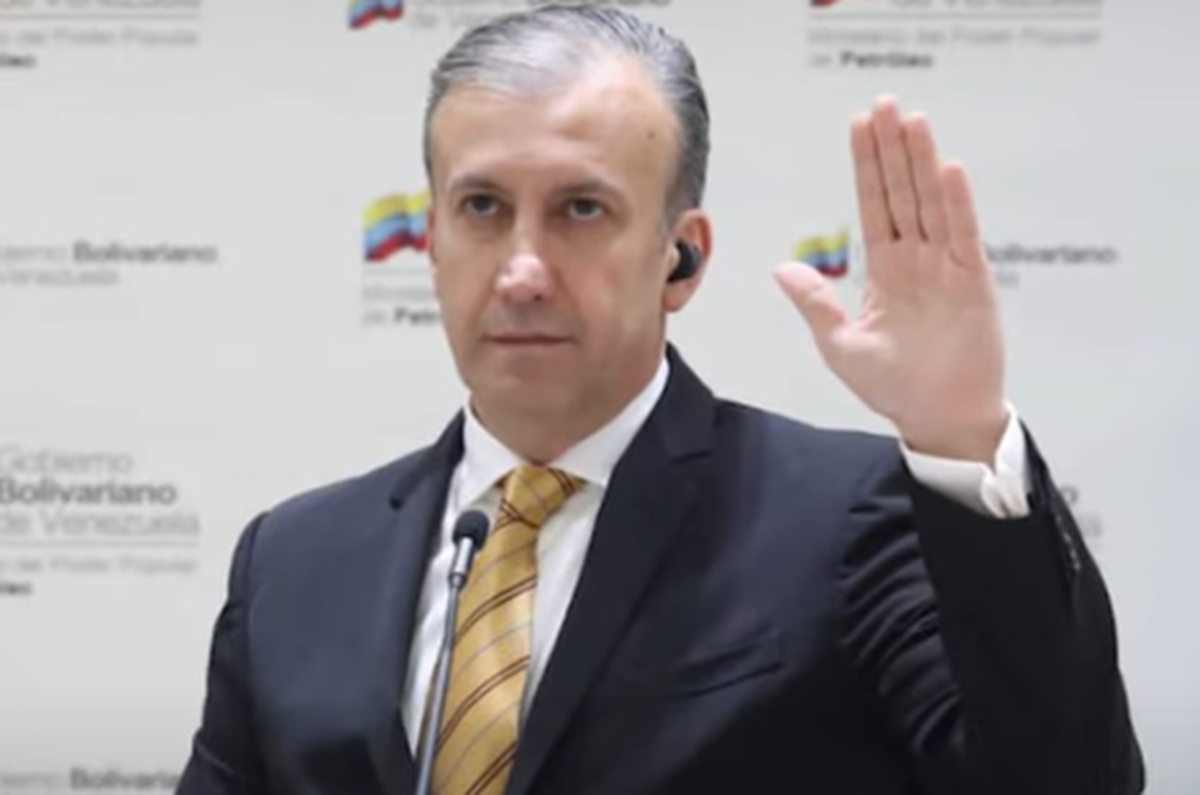 El una vez plenipotenciario Tareck El Aissami -quien fue vicepresidente, ministro de Petróleo de Venezuela y presidente de la estatal Pdvsa- fue encarcelado este martes, en una sorpresiva operación que puso fin a un año de especulaciones sobre el paradero del exfuncionario.