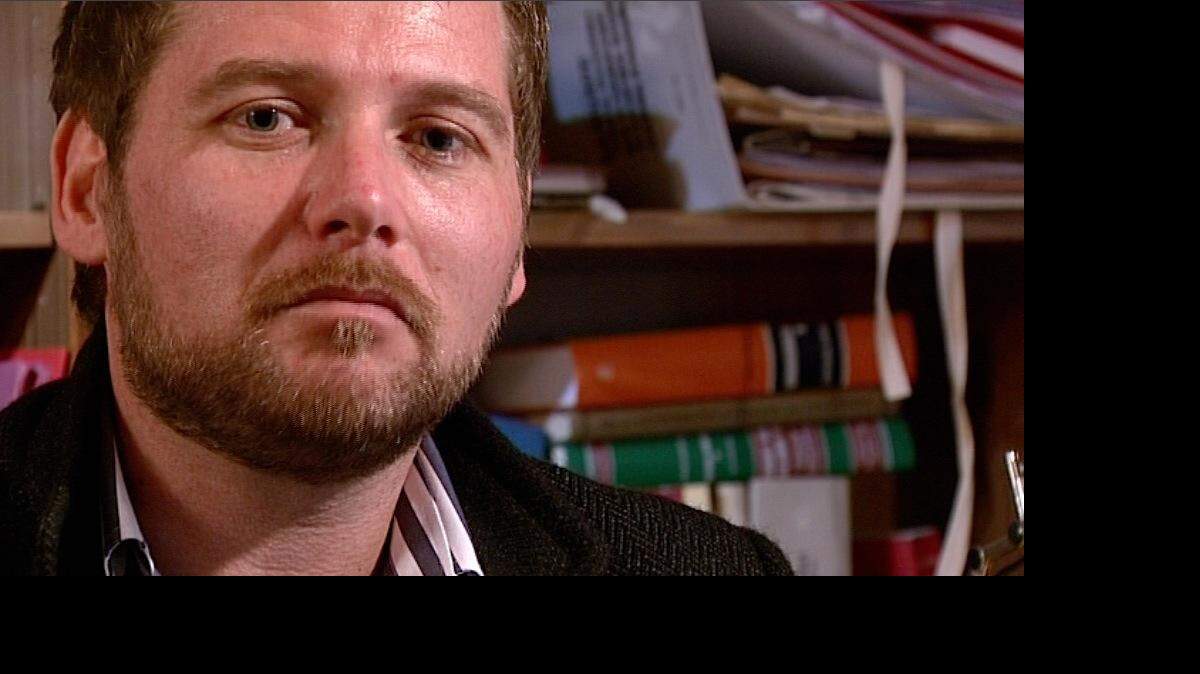 Angelo Provenzano, de 39 años, se defiende de su participación como “conferenciante” sobre la mafia diciendo: “¿No tengo derecho a una vida normal?¿O debo continuar siendo juzgado por el apellido que llevo?”.