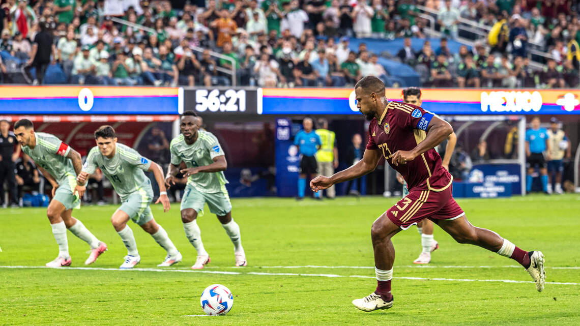 El “Rey’’ Salomón agranda su leyenda. ¿Por qué fue clave en triunfo de Venezuela ante México en la Copa América?