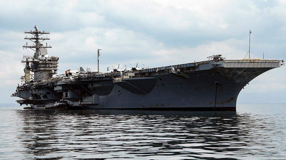 El portaviones de propulsión nuclear USS Nimitz y su grupo de ataque han sido desplegados en el Caribe, un anuncio que coincide con un endurecimiento de la campaña de presión del Gobierno de Donald Trump sobre Cuba.