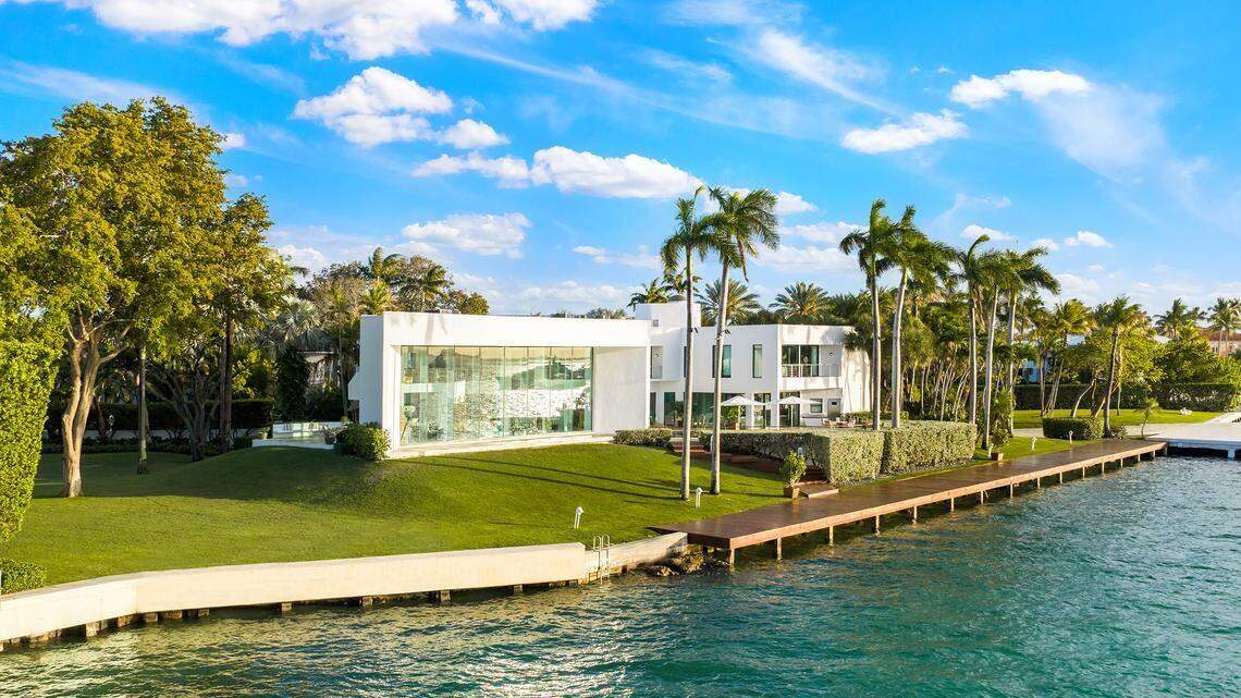 La casa frente al mar en Key Biscayne donde se filmó Scarface acaba de salir al mercado por 237 millones de dólares. Jill Eber / Judy Zeder / 1 Oak Studios.