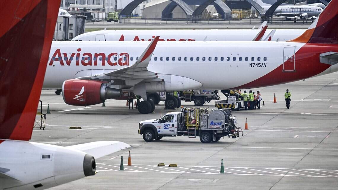 Unos 1,500 afectados en Colombia por la alerta de EEUU en la zona aérea de Venezuela