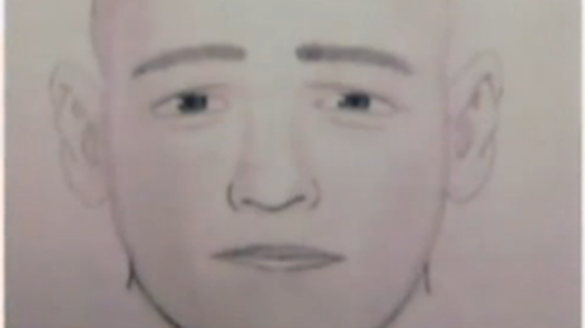 El hombre fue descrito como de entre 30 y 40 años y de unos cinco pies y siete pulgadas, con una complexión muscular. Se cree que es calvo, con ojos pardos y cejas pobladas.