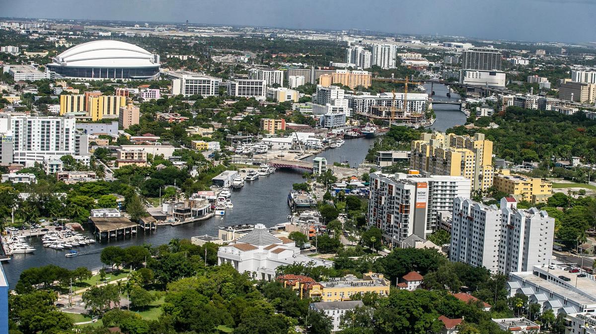 Oficina del Tasador de la Propiedad de Miami-Dade envió el estimado de los impuestos que pagarán los propietarios por sus viviendas en el 2022. Se esperan aumentos y por ello tienen sesiones informativas para que los propietarios puedan reclamar.