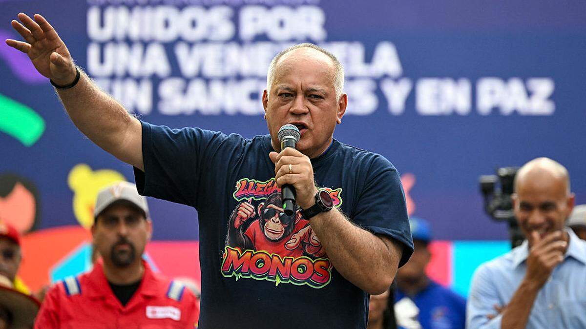 El ministro de Interior y Justicia de Venezuela, Diosdado Cabello, aseguró este lunes que 28,000 migrantes han regresado al país a través del plan gubernamental Gran Misión Vuelta a la Patria, sin precisar desde cuándo.