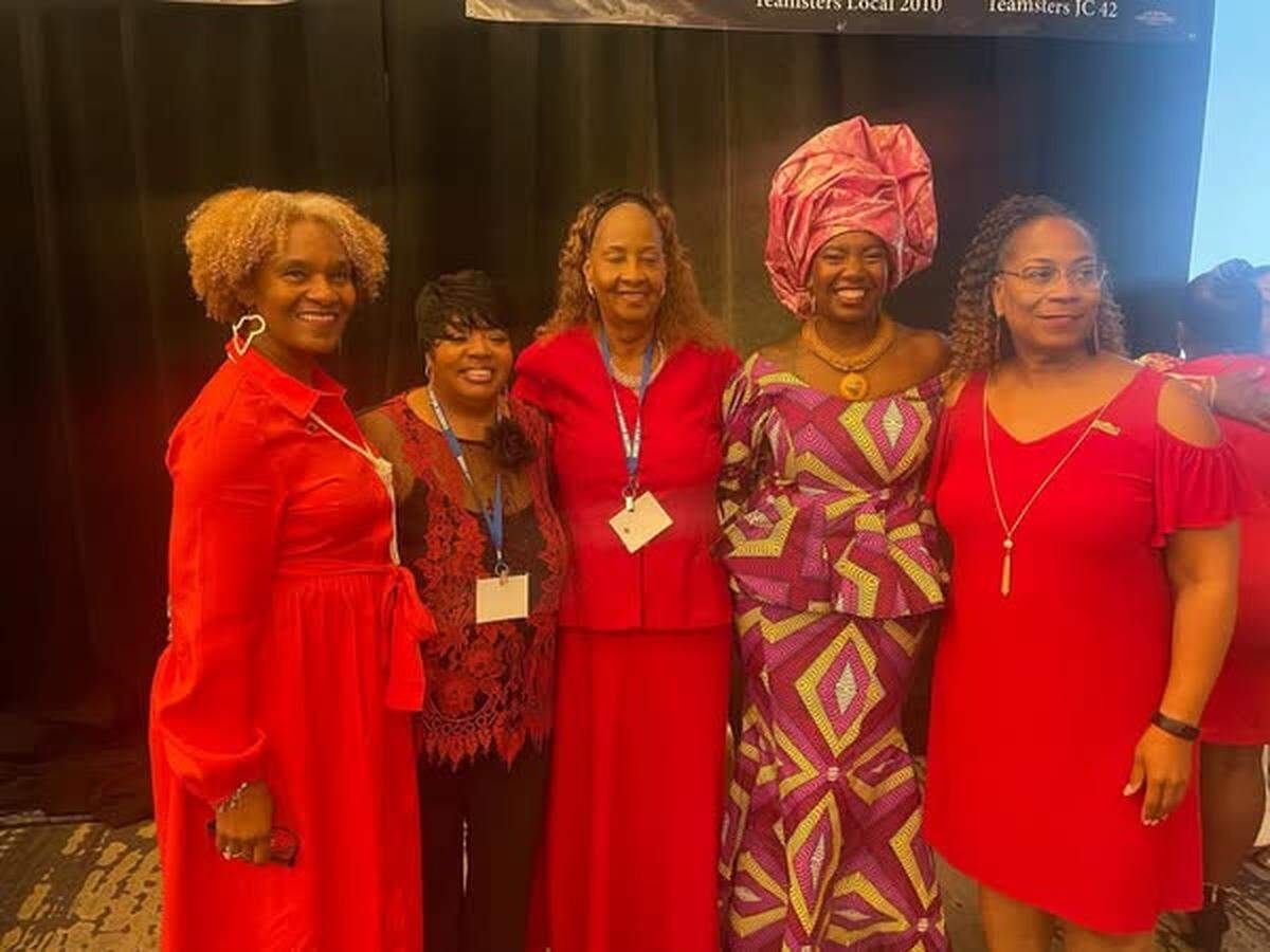 El Colectivo de Danza Olujimi presenta The Black Artists Talk: Celebrando Juneteenth en Deering Estate.