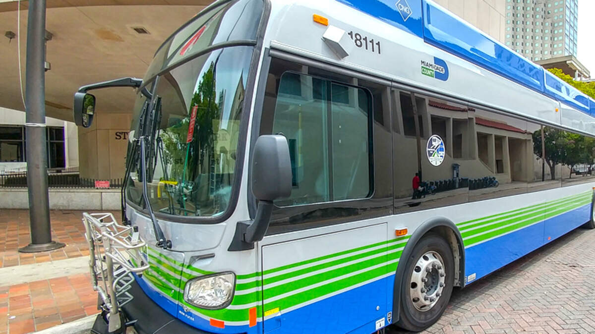 Usuarios de Metrobus afectados por cambios pueden usar Uber gratuito