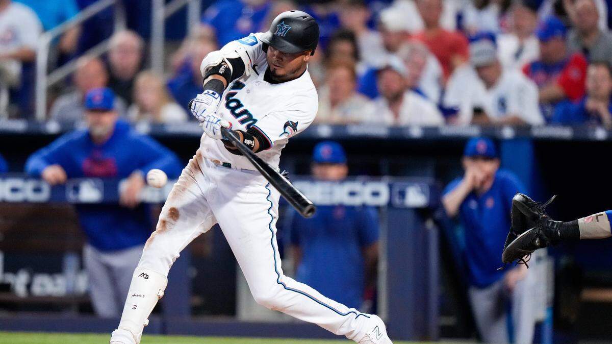 Ofensiva del venezolano Luis Arráez que impulsó dos carreras, incluyendo la decisiva, encaminó el triunfo de los Marlins 4-3 sobre los Cachorros de Chicago, en el partido dominical celebrado en el LoanDepot Park de Miami ante 20,345 aficionados.