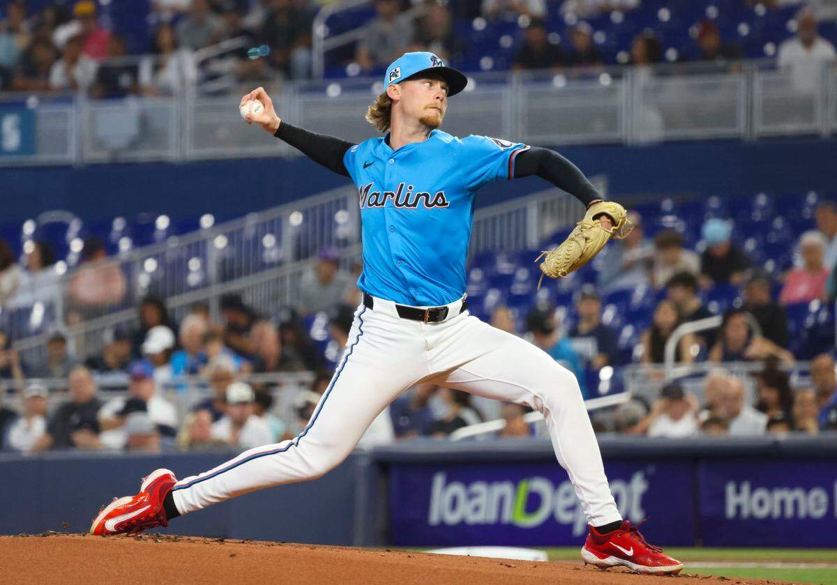 El abridor de los Marlins Max Meyer permitió dos carreras en cinco entradas y se llevó el triunfo 4-2 ante los Yankees de Nueva York, en el partido de exhibición celebrado el martes 25 de marzo de 2025 en Miami.