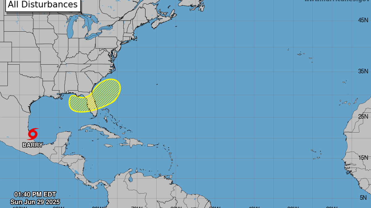 Barry, la segunda tormenta tropical de la temporada de huracanes en el Atlántico, se formó en la costa sureste de México este domingo 29 de junio de 2025.