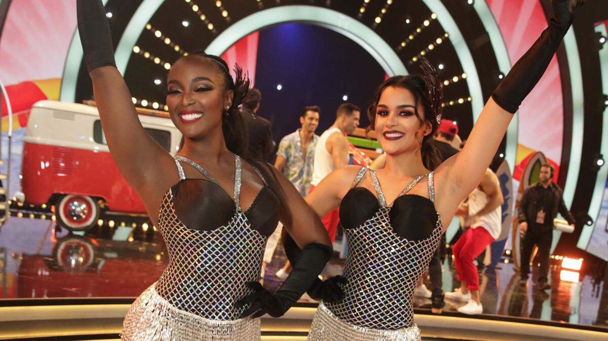 Amara La Negra y Clarissa Molina en la semifinal de Mira quién baila All Stars. Este domingo Molina fue elegida por el público como la ganadora de la competencia de baile.