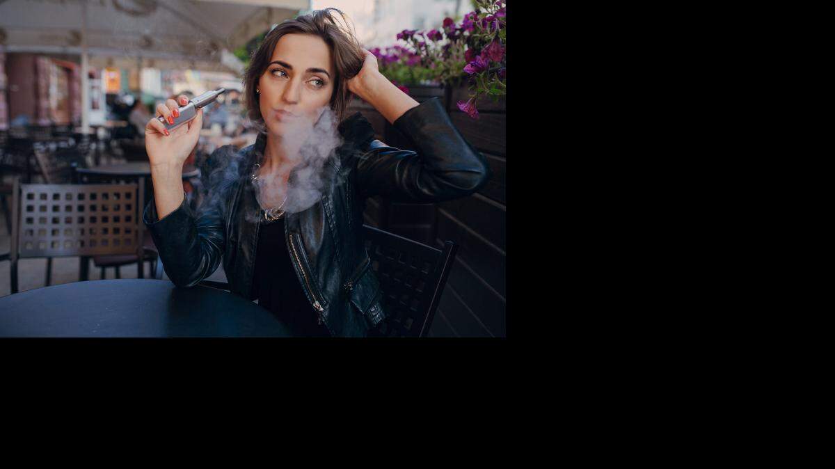 Según las estimaciones, alrededor de 2,6 millones de británicos utilizan los cigarrillos electrónicos en el Reino Unido.