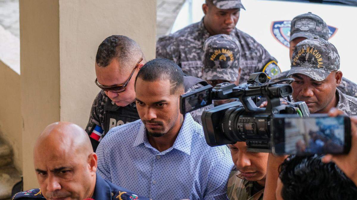 Wander Franco, campocorto de los Rays de Tampa Bay, compareció en un tribunal de República Dominicana para enfrentar cargos de que tuvo una breve relación con una niña de 14 años y le dio a su madre un auto pequeño y miles de dólares a cambio de su consentimiento.