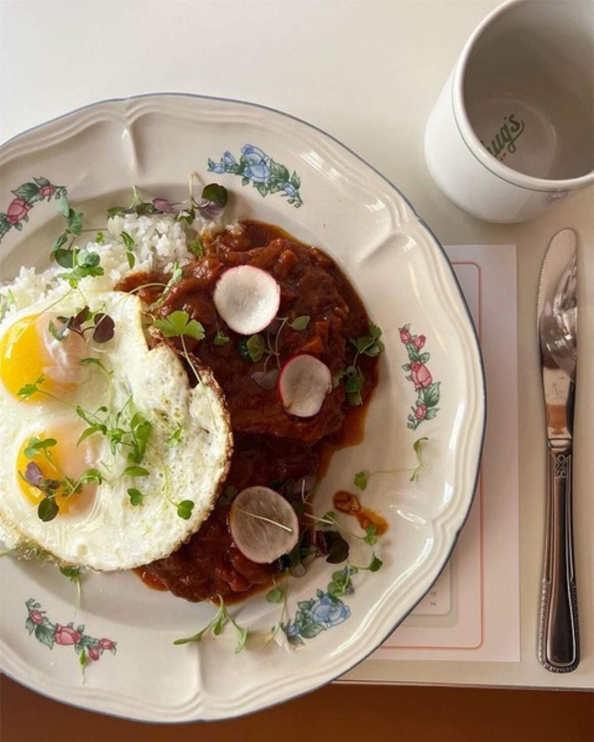 Chug’s es un restaurante estadounidense, que ha reinventado y recreado platos que hemos conocido toda nuestra vida en algo mejor.