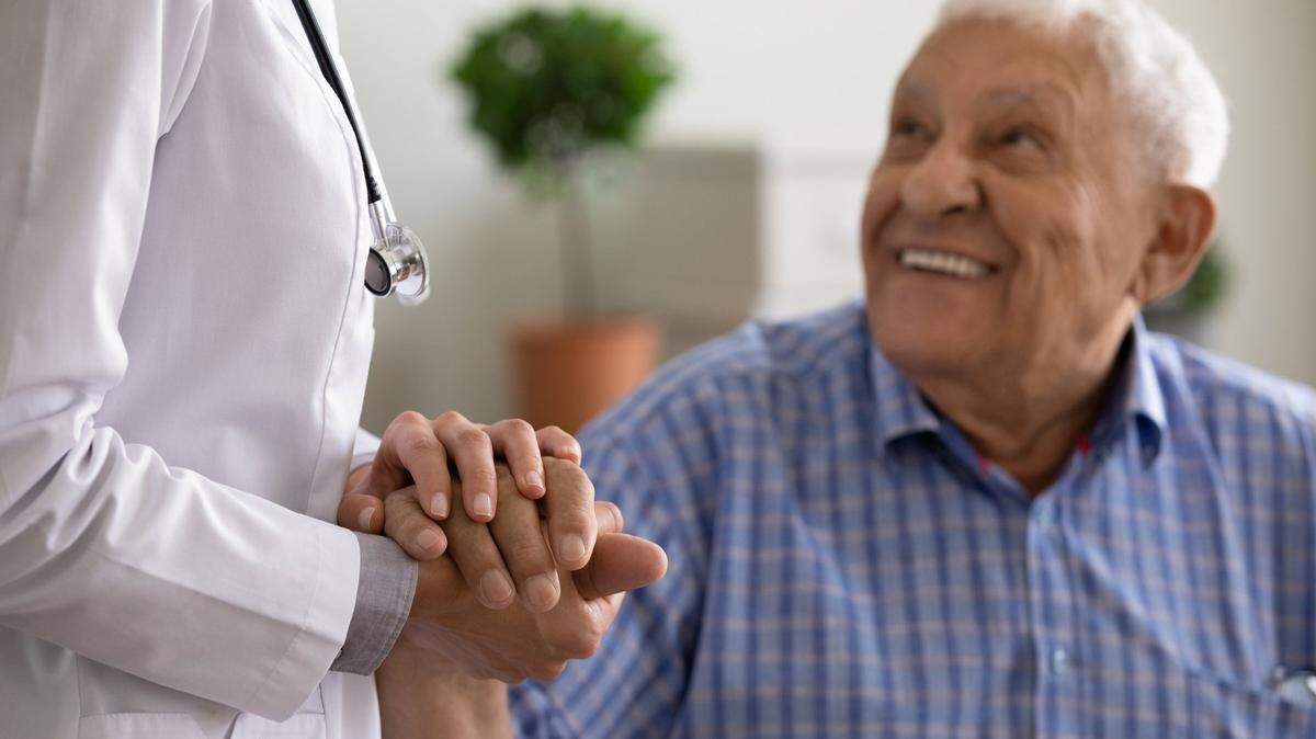 Además de los consejos sobre comer bien y hacer ejercicio, se recomienda hablar mucho con el médico.