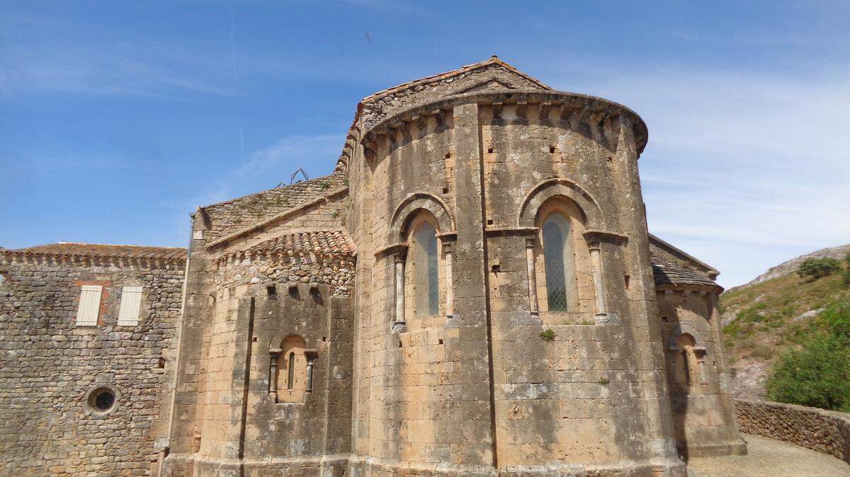 Exterior del coro de la Abbaye de Fontcaude.     