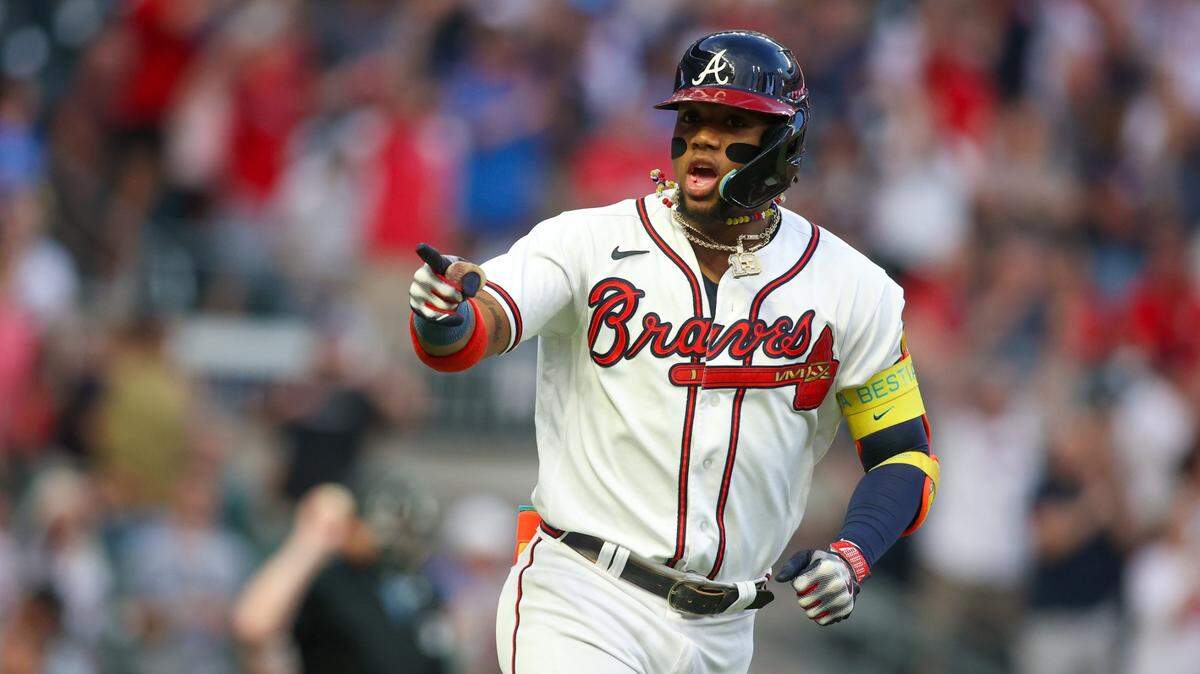 Ronald Acuña Jr. es el tercer pelotero venezolano, primero en la Liga Nacional, que gana el premio de Jugador Más Valioso. Antes lo hicieron Miguel Cabrera (2012 y 2013) y José Altuve (2017) en la Americana.