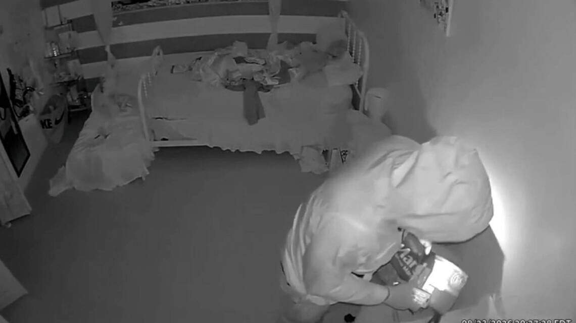 Momento aterrador en Hallandale Beach: dos niños regresan a casa y se encuentran con un intruso armado