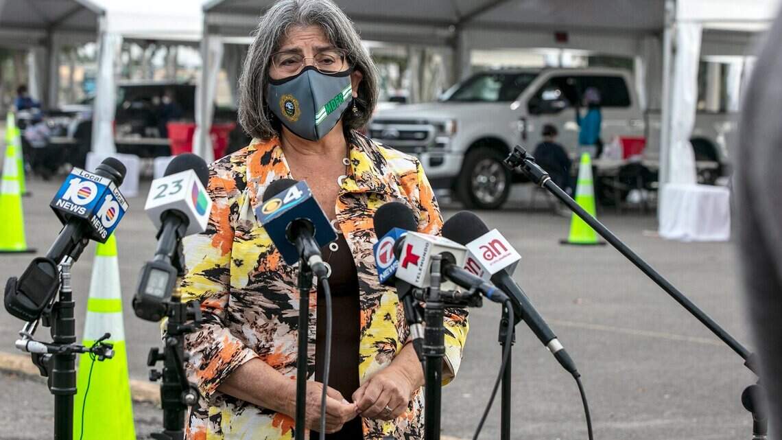 Miami-Dade abre sus centros de vacunación a personas de más de 40 años el 29 de marzo