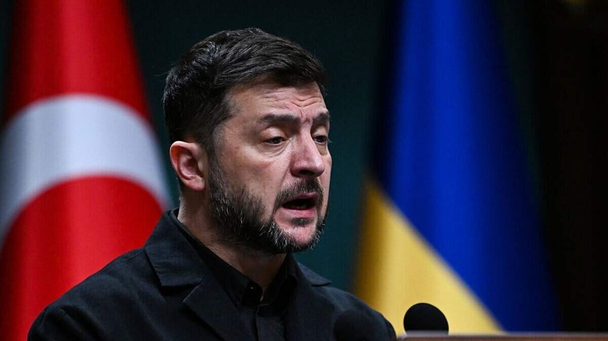 Ukraine's President Volodymyr Zelensky attends a joint press conference with Turkey's President following their meeting at the Presidential Complex in Ankara on November 19, 2025. Zelensky said he wants to reinvigorate frozen peace talks, which have faltered after several rounds of Russia-Ukraine talks in Istanbul this year failed to yield a breakthrough. Moscow has not agreed to a ceasefire and instead kept advancing on the front and bombarding Ukrainian cities. (Photo by Ozan KOSE / AFP) (Photo by OZAN KOSE/AFP via Getty Images)