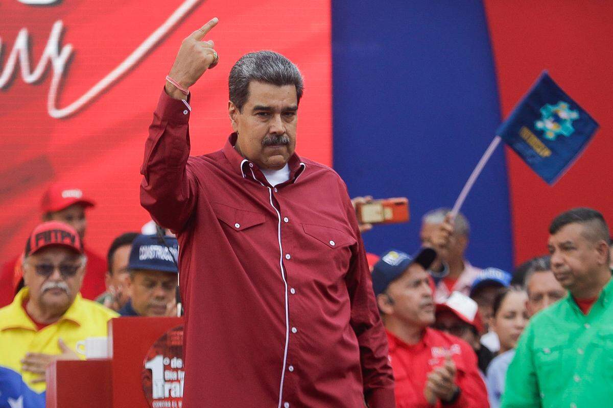 Foto de archivo del gobernante de Venezuela, Nicolás Maduro, durante un mitin político, el 1 de mayo de 2023, en Caracas.