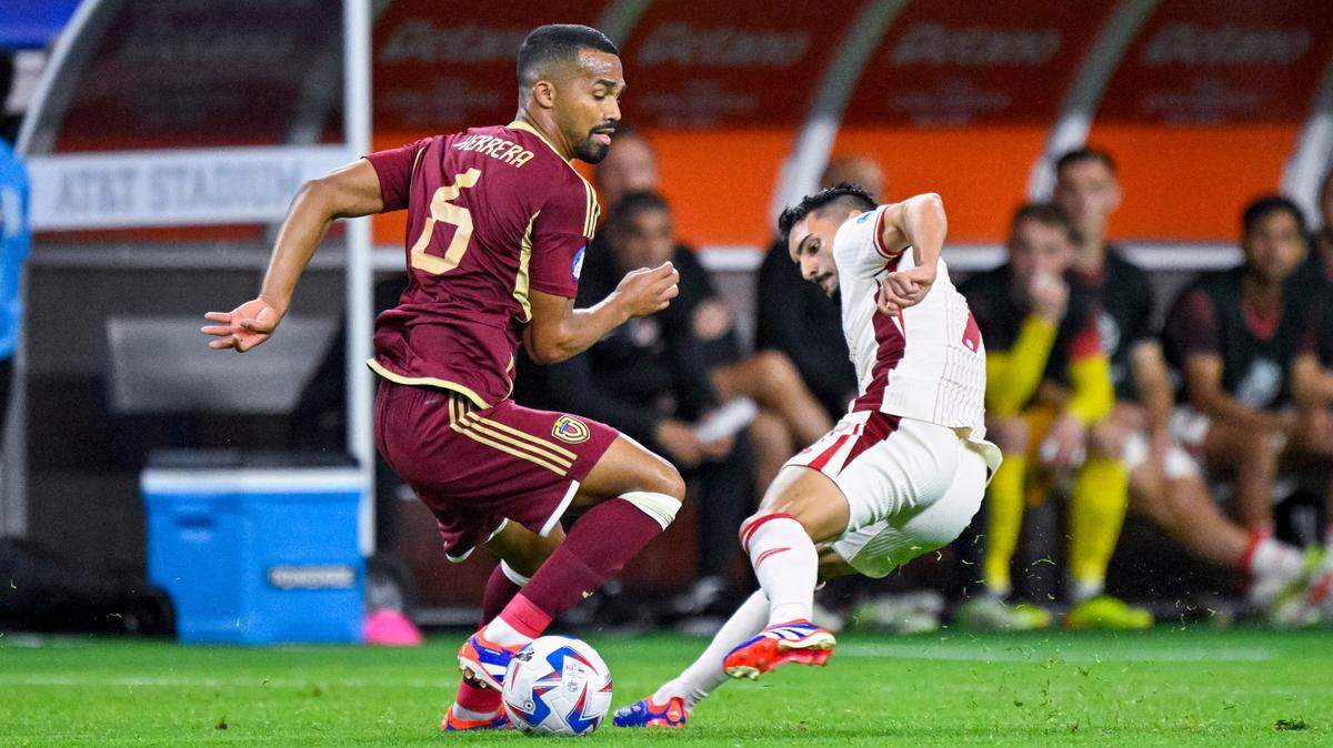 El volante de Venezuela Yangel Herrera, que milita en el Girona de España, es una de las grandes bajas para el partido ante Bolivia en la eliminatoria mundialista.