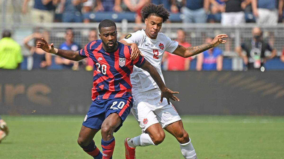 El único gol del encuentro entre Estados Unidos y Canadá lo marcó Shaq Moore (izq.) cuando apenas se jugaban 30 segundos en el Children’s Mercy Park, de Kansas City, delante de 18,467 espectadores.