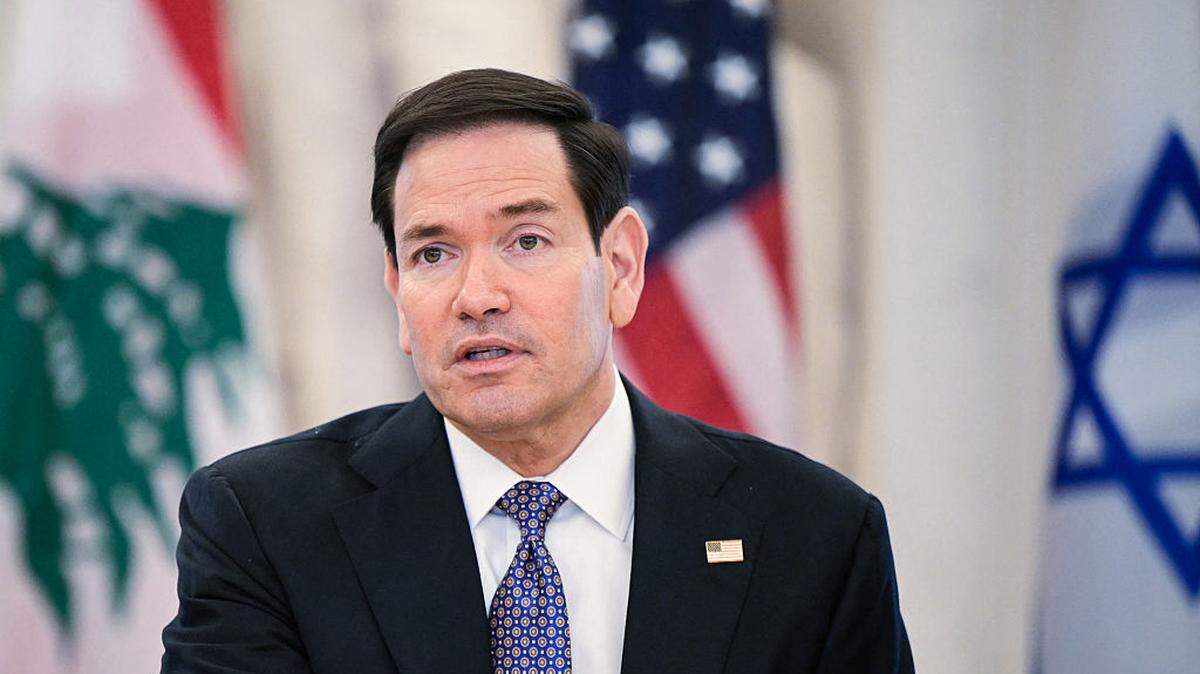 El secretario de Estado de Estados Unidos, Marco Rubio, habla durante una reunión con los embajadores a EEUU del Líbano e Israel, en el Departamento de Estado en Washington, DC, el martes 14 de abril de 2026.