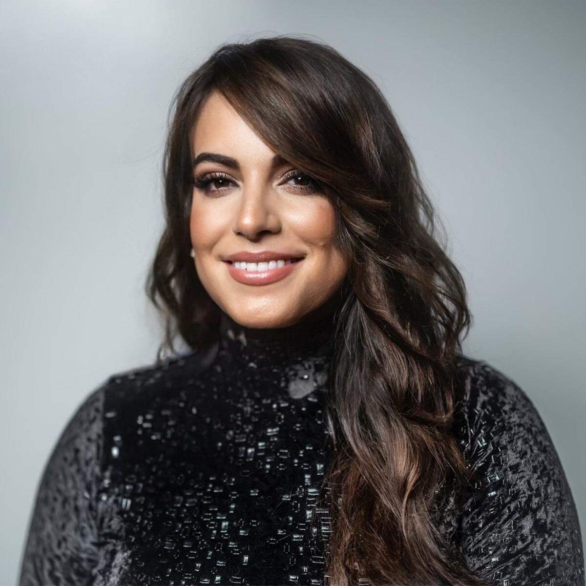 Yas González, diseñadora cubanoamericana criada en Miami.