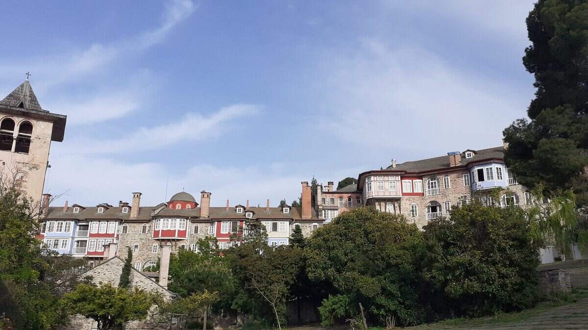 El monasterio de Vatopedi es una auténtica ciudadela.