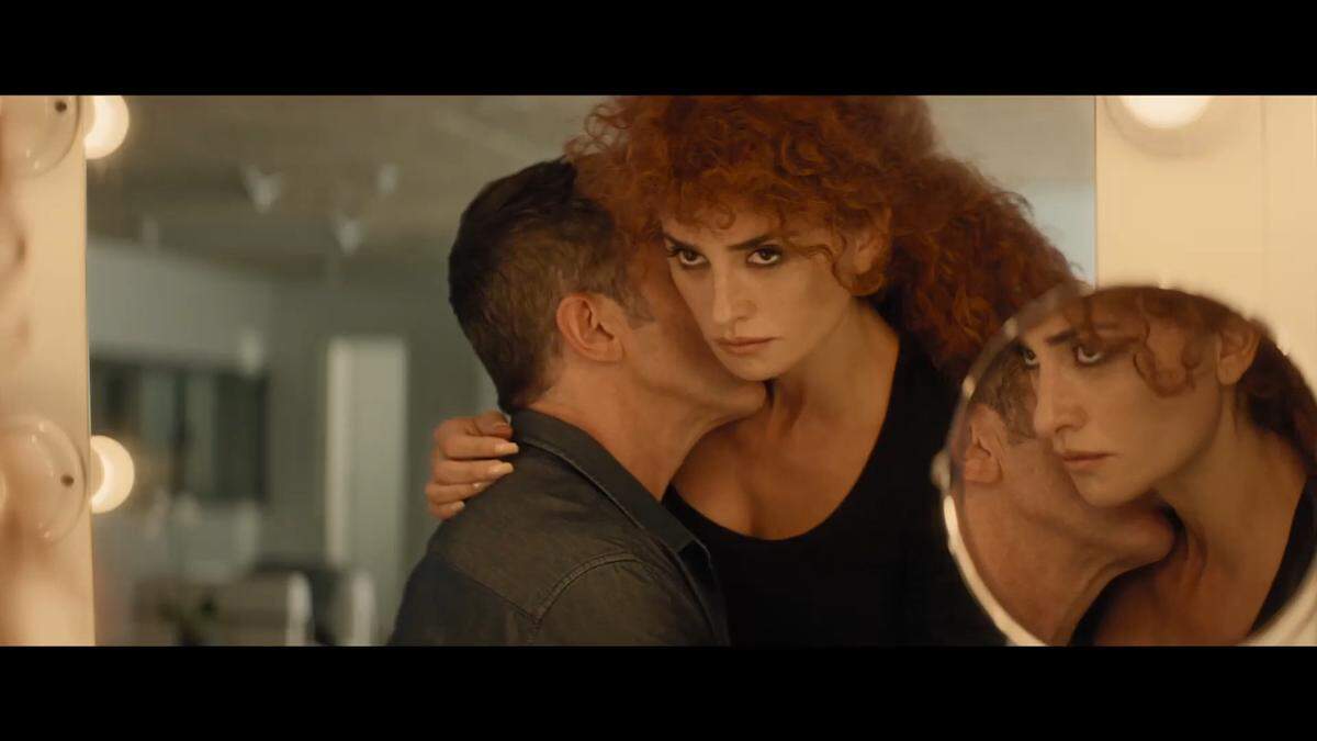 En Hulu Latino la comedia 'Competición oficial' (2021) con las actuaciones de Antonio Banderas, Penélope Cruz y Oscar Martínez. 