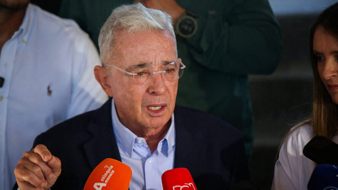‘No he sido asesino': Ex presidente de Colombia se dice inocente en indagatoria por masacres
