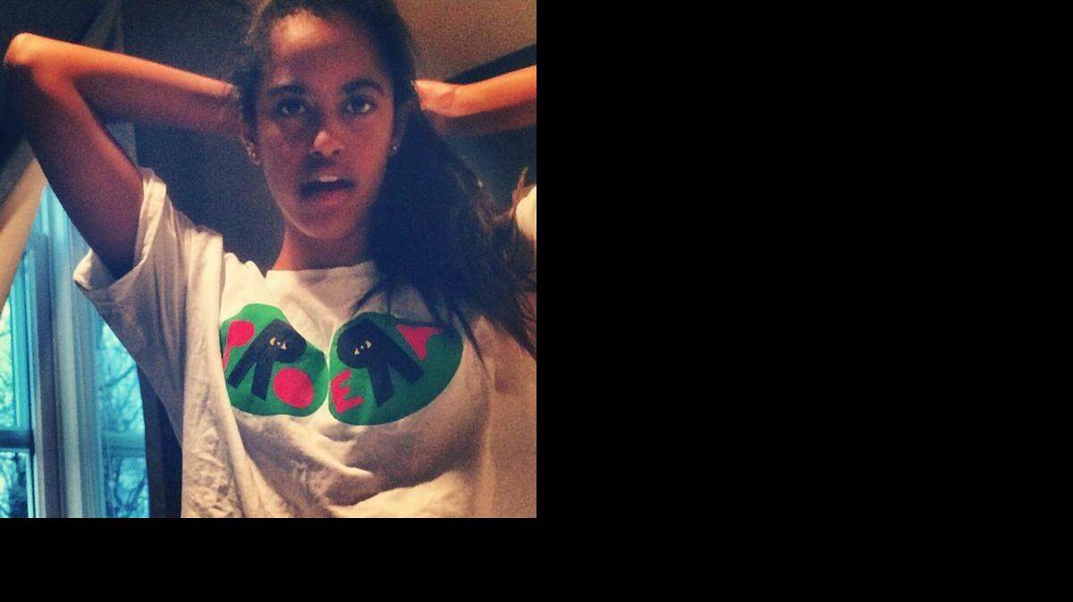 Malia Obama en una foto tomada de Internet.