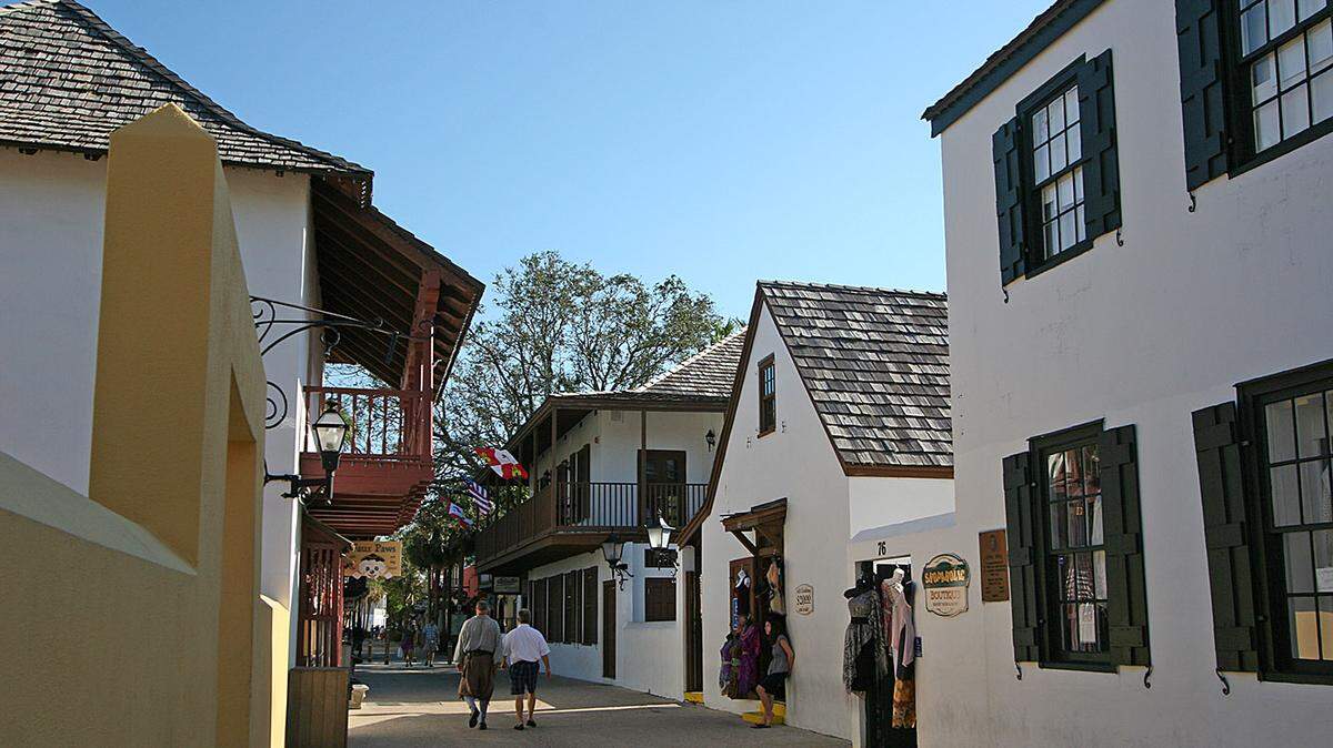 St. Augustine was named one of the most romantic small towns in the country by New York Travel Guides.
