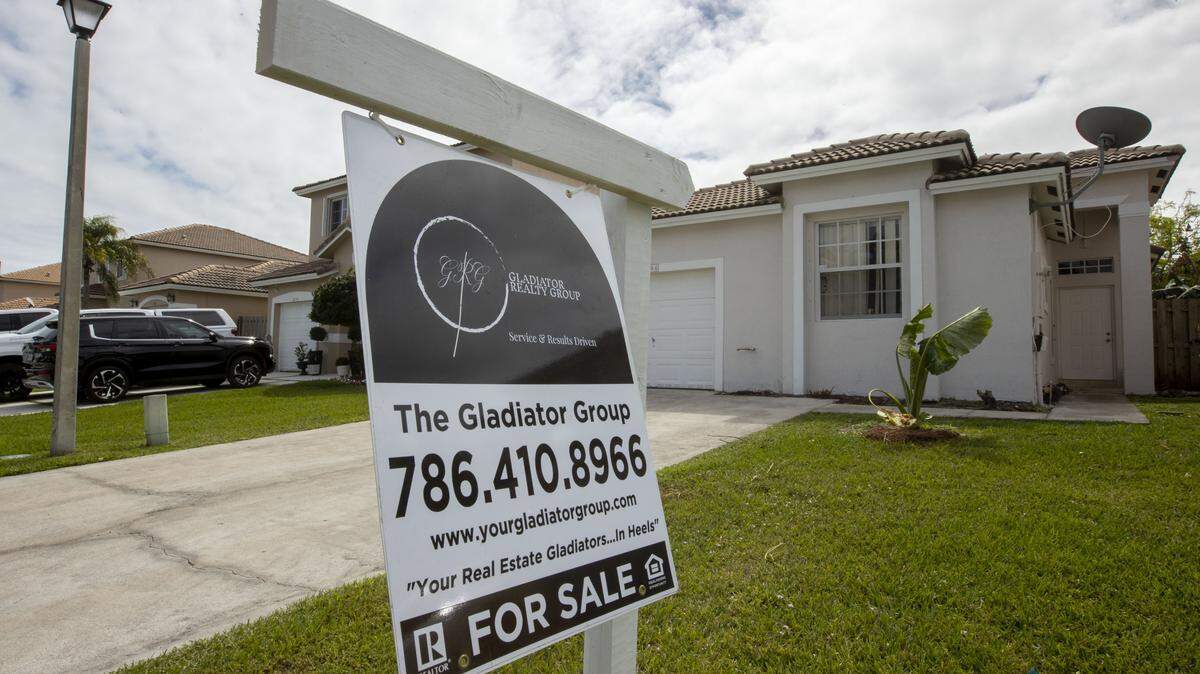 Una propiedad en venta por Dawn N. Reid, agente y directora ejecutiva de Gladiator Realty Group, ubicada en Cutler Bay, Florida, el viernes 4 de marzo de 2022.