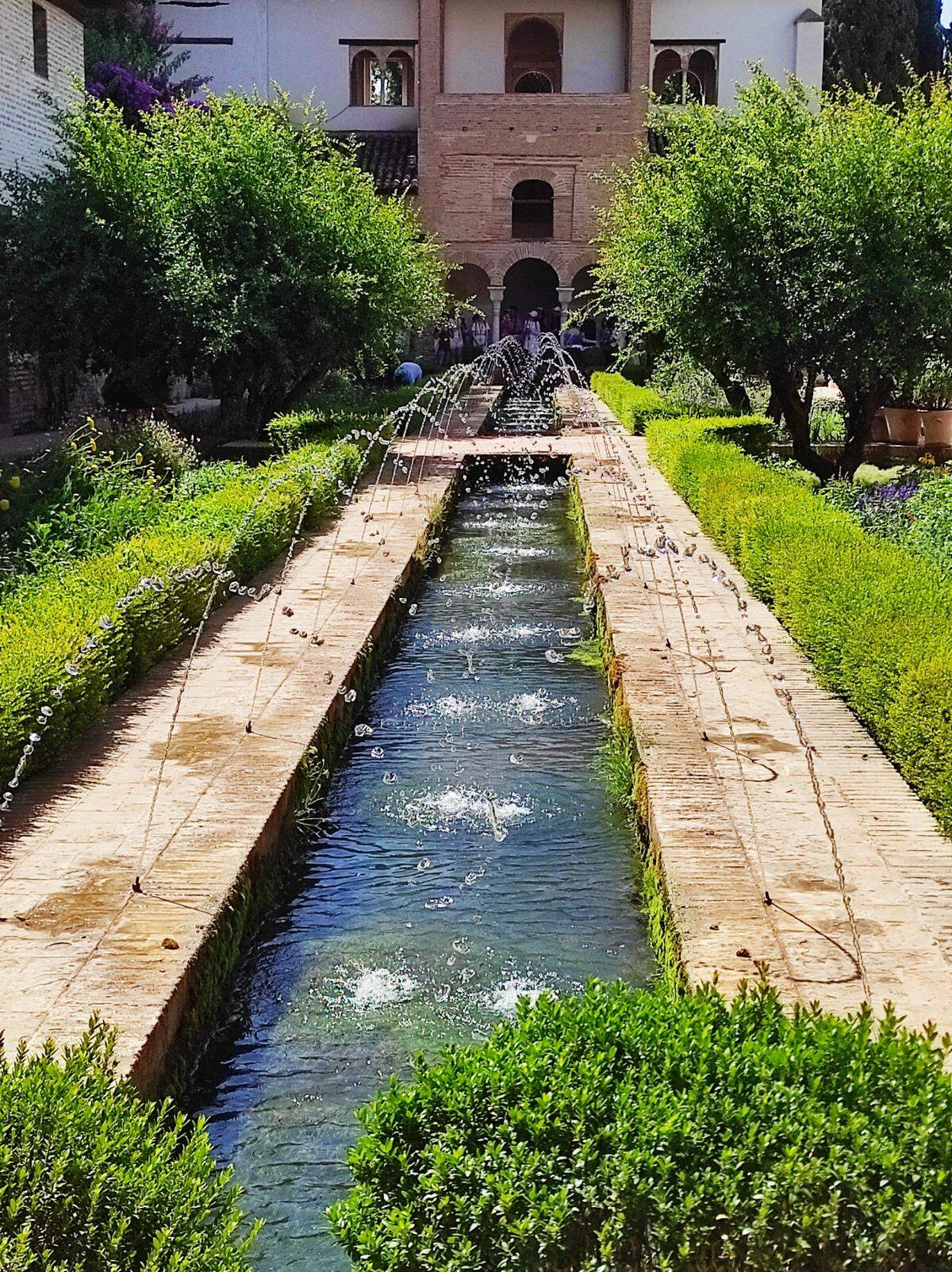 Jardines del Generalife. Alhambra de Granada.