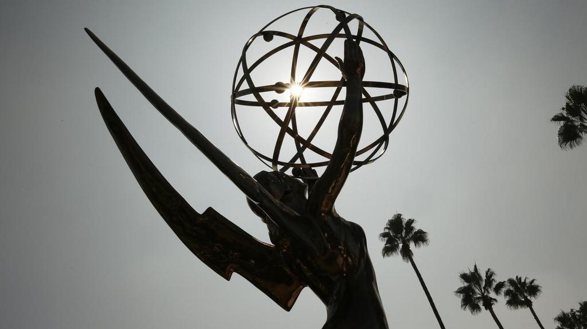 Estatuas en las nominaciones a los premios Emmy 2017 en el Wolf Theatre de la Academia de Televisión el 13 de julio de 2017 (Al Seib / Los Angeles Times / TNS)
