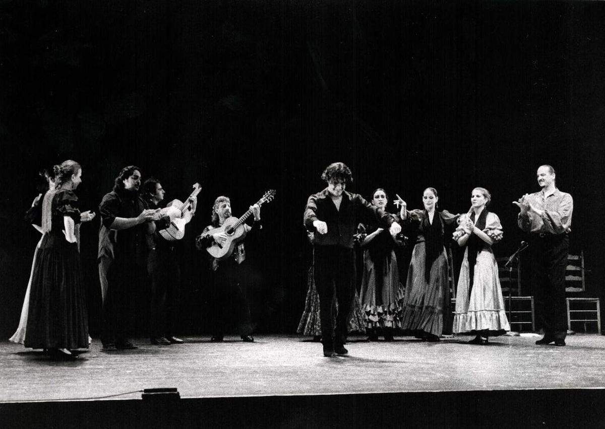 En febrero del 2000, José Barrios conquistó a Miami como Artista Invitado en las funciones del XV aniversario de Ballet Flamenco La Rosa en el Colony Theatre de Miami Beach.