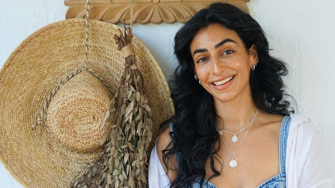 Valeria Hinojosa presentará en Miami su libro, “En busca de la suavidad: sanar en un mundo herido”