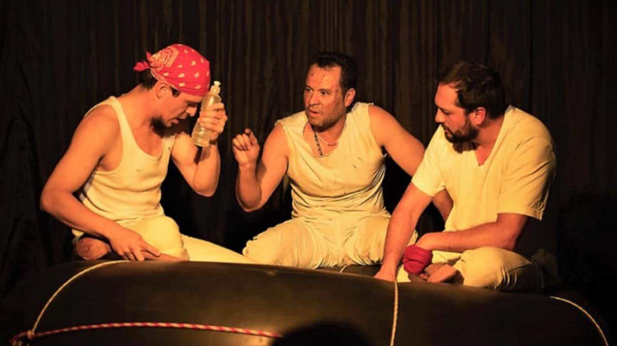 Elenco de ‘Balseros’: Eyvar Fardy, José Willman Hernández y Paulo Pérez.