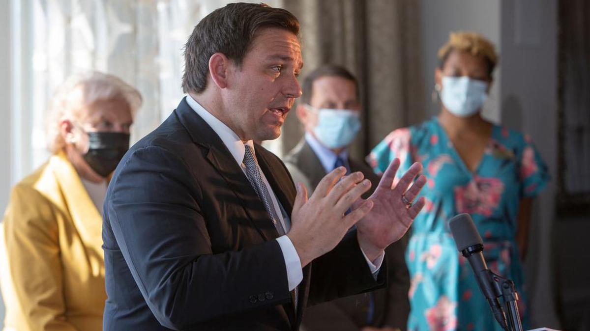 Florida Gov. Ron DeSantis extended the state’s voter registration deadline after the state website encountered problems on Monday, deadline day.