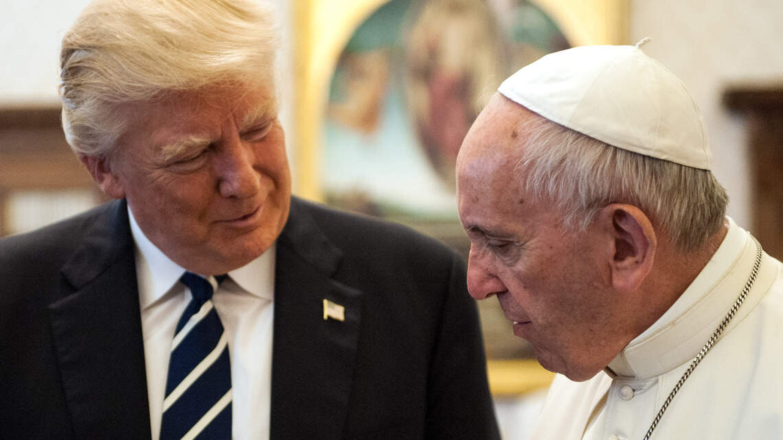 Oppenheimer: El mensaje del papa Francisco a Donald Trump | Opinión